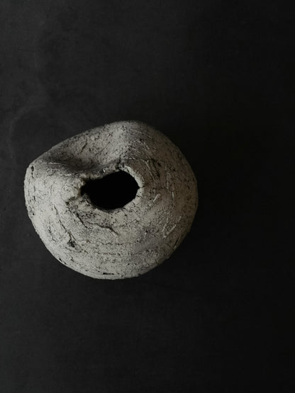 聖域なき巣 | Forsaken