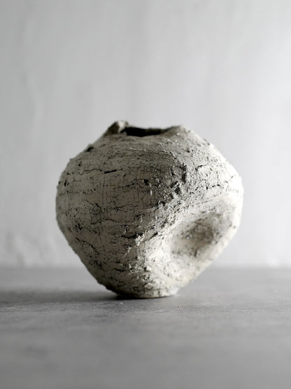 聖域なき巣 | Forsaken